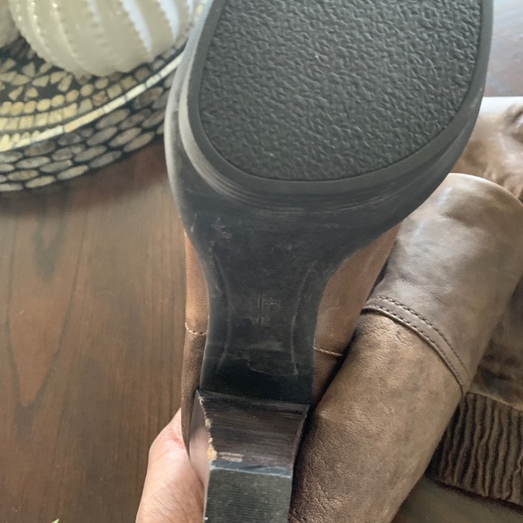 Frye MiMi Scrunch Boot - Picture 3 of 8